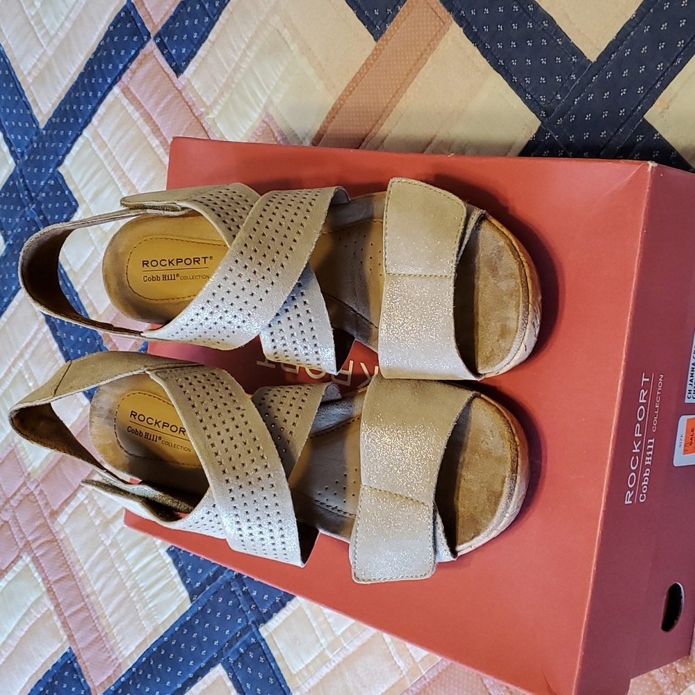 Used Rockport Janna Cross Strap Rock Metallic Wedges